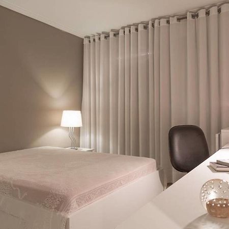 Homestay 2 - Avenida Carlos Gomes Порту Алегри Екстериор снимка
