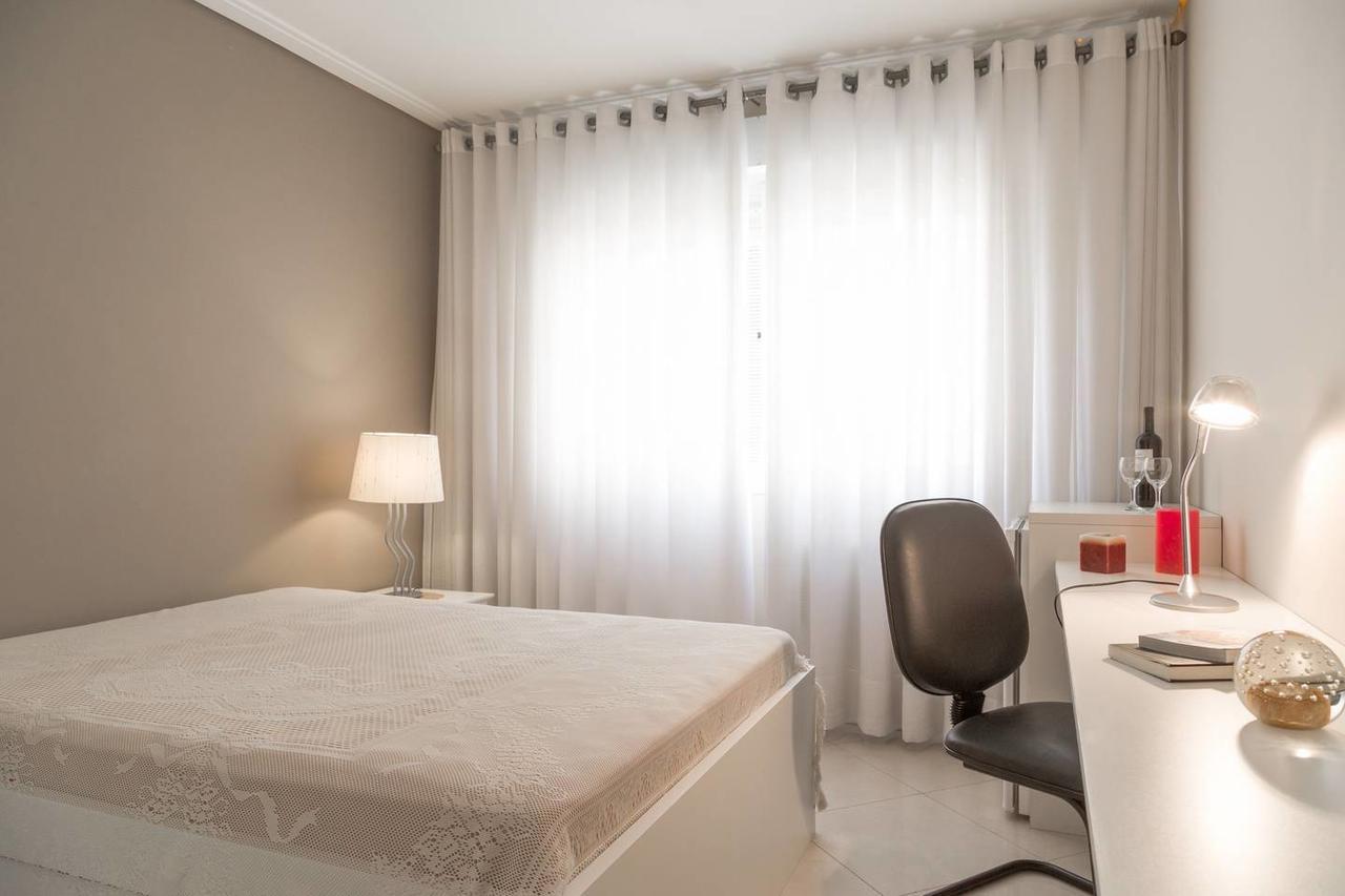 Homestay 2 - Avenida Carlos Gomes Порту Алегри Екстериор снимка